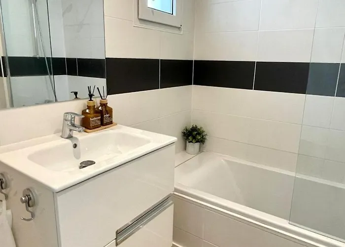 Es Niuet Menorca Apartment *